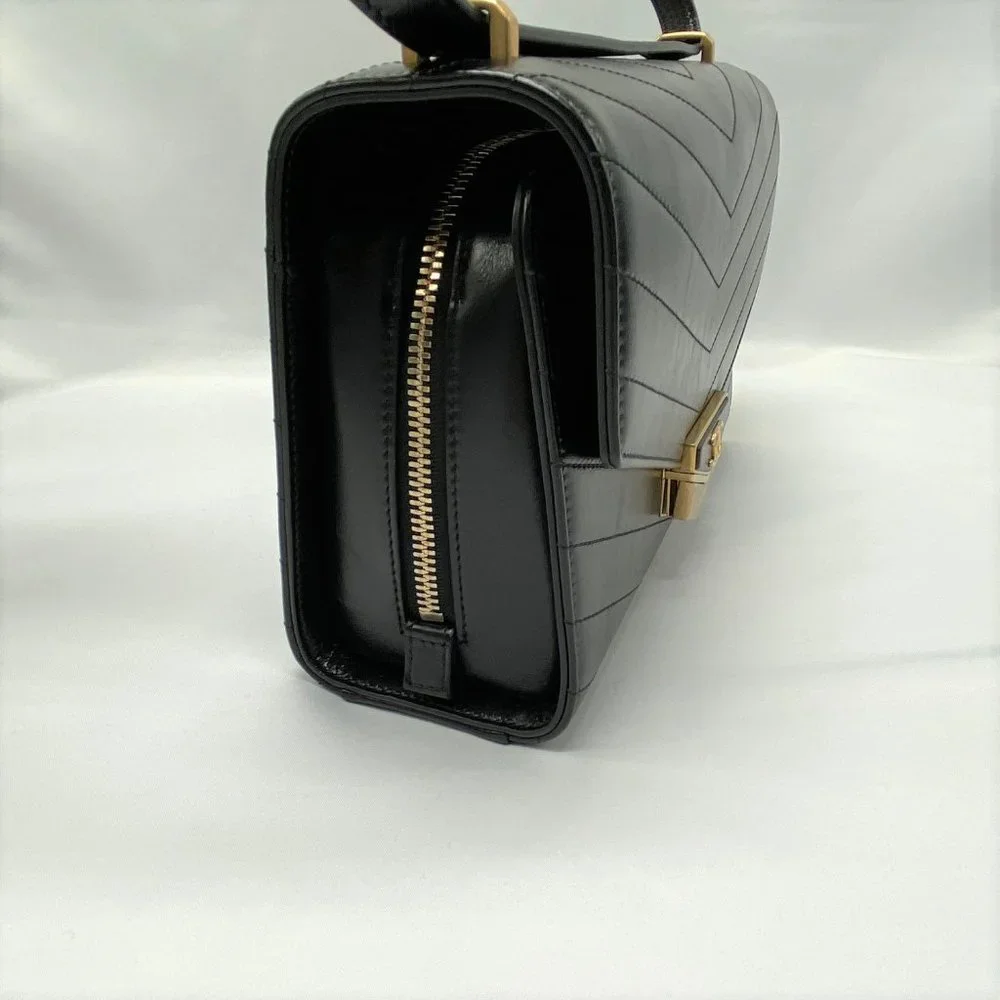 Chanel Black Medal Envelope Flap Bag Chevron Calfskin - Picture 6 of 12